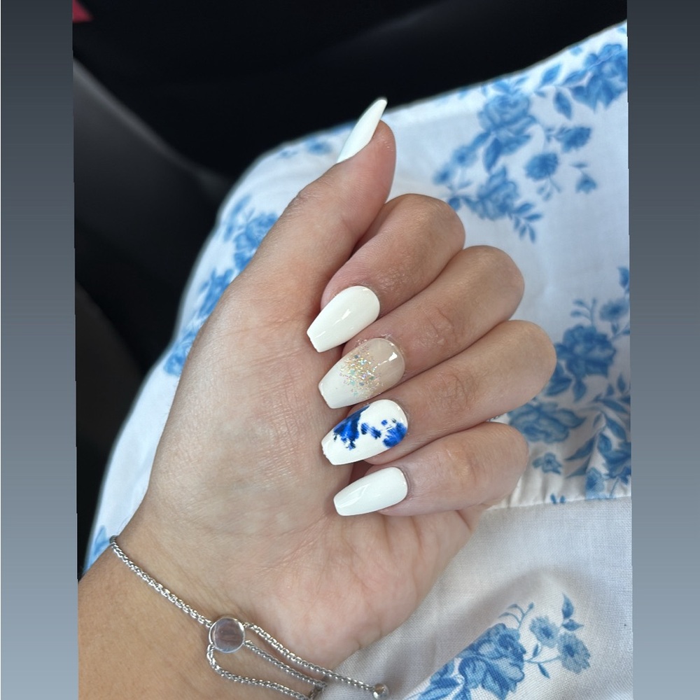 Meet your Posher, Brenda